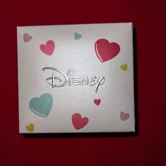 Disney - Minnie Mouse "Love Is All You Need" Set of 3 Earring Pairs (NIB) - Picture 2 of 3